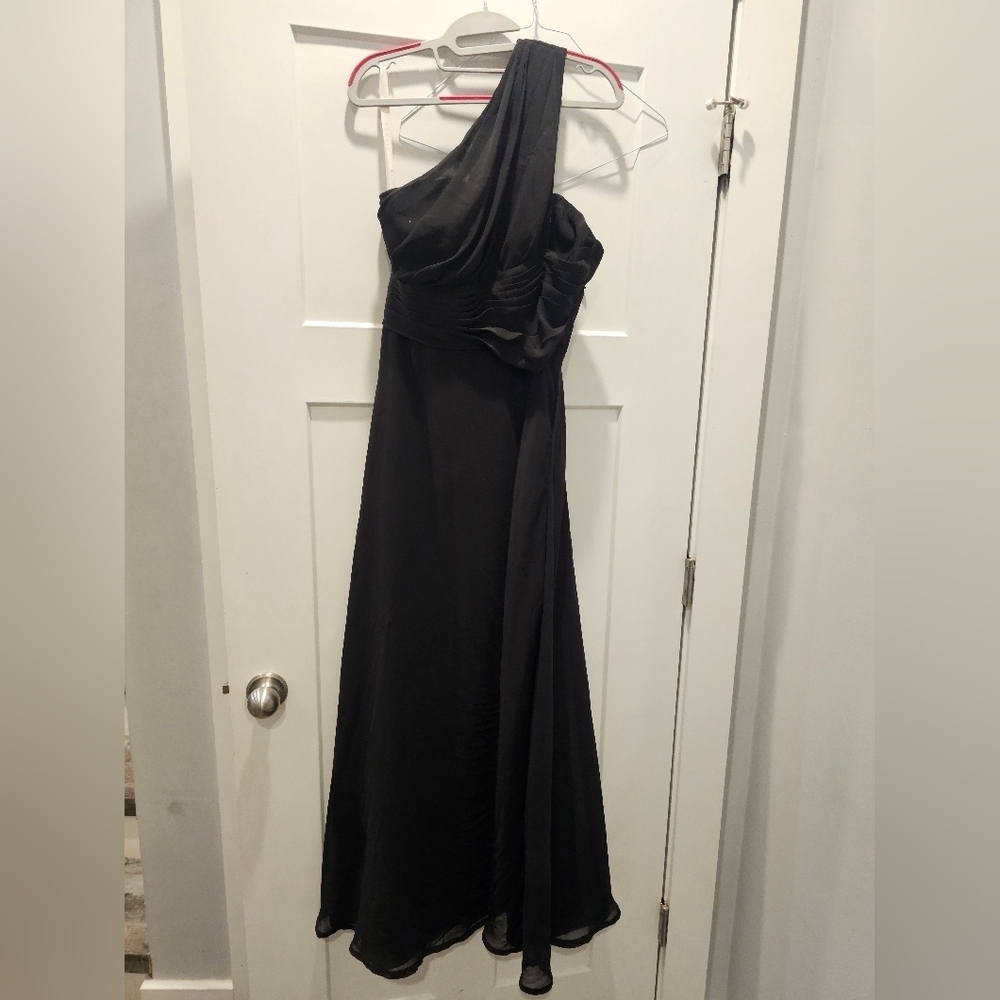 Azazie Black One-Shoulder Chiffon Formal Gown Dress A8 – Elegant Floor-Length